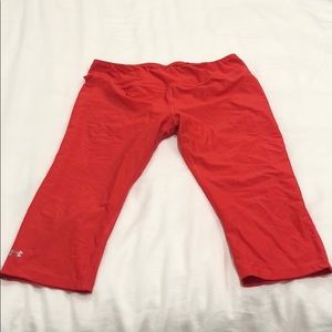 Under Armour | Hot Pink Capri Leggings